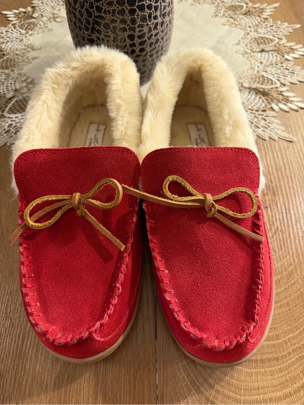 Women’s Coldwater Creek Red Suede Moc Loafers Fuzzy Lined 9M EUC Walk with Me - Picture 2 of 10